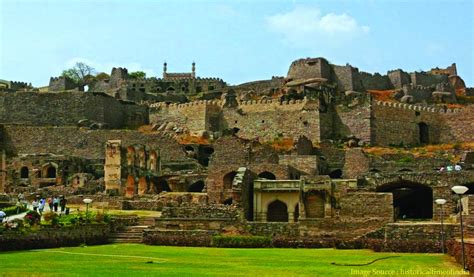 Historical Monuments Of India | Monuments Of India | Waytoindia.com