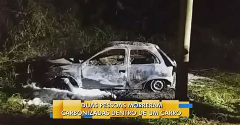 G1 Duas Pessoas Morrem Carbonizadas Em Carro Que Pegou Fogo Em SC