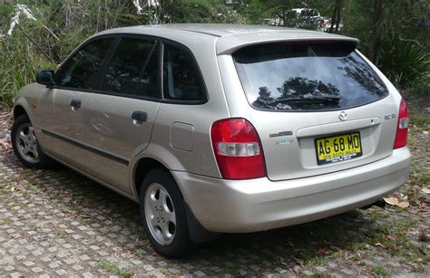 Mazda 323 Bj Hatchback Benzinszivatyu Auto Magyar