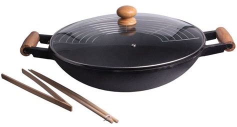 Wok Set Cast Iron with Wooden Handle | Buy now at Cookinglife