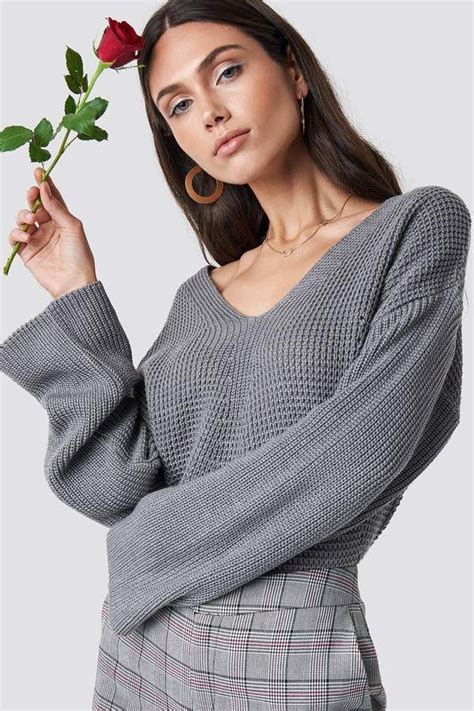 Di Lara Dilara X Na Kd V Neck Knitted Sweater Grey Fashion Grey Knit