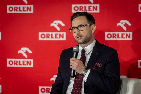 Rekordowy zysk PKN Orlen w 2021 roku Takiego wyniku nie osiągnęła