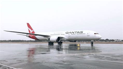 Qantas Frequent Flyers To Pay Less Fees For International Reward