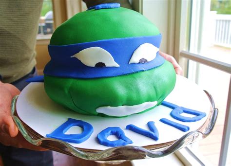 How to Make a Ninja Turtle Fondant Cake - No Plate Like Home