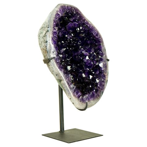 AAA Géode en améthyste violet profond avec toile d agate polie sur