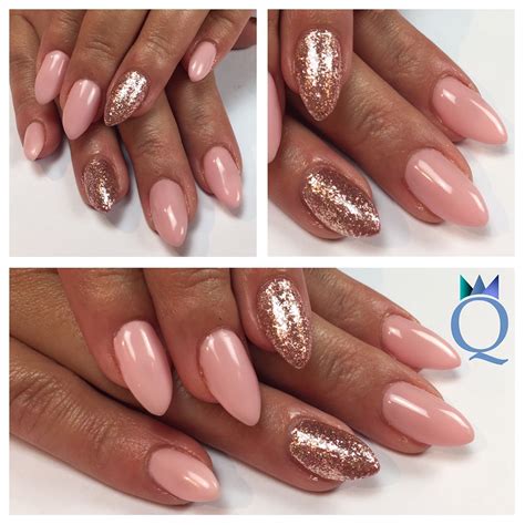 Almondnails Gelnails Nails Rose Rosegoldleaf Akz Ntz Mandelform