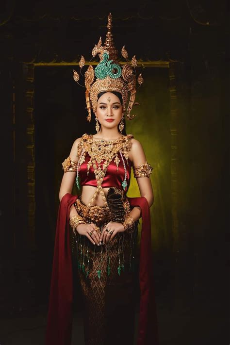 CAMBODIA Ancient Costumes For The Queen Of Khmer Empire