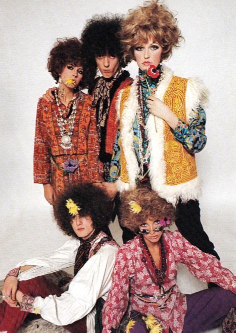 Hippie Flower Power Fashion 1970s - Flowers Power Photos