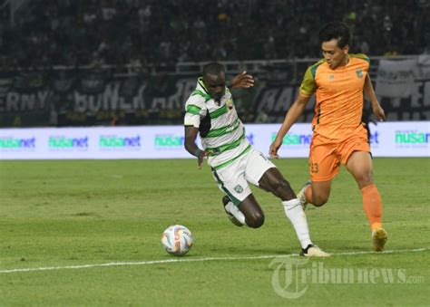 Persebaya Kalahkan Persibo Bojonegoro Di Laga Anniversary Game Foto 8