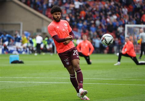 Sunderland sign Simms ahead of Coventry