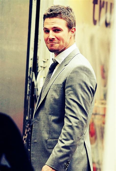 Vjbrendan Happy Th Birthday To Stephen Amell