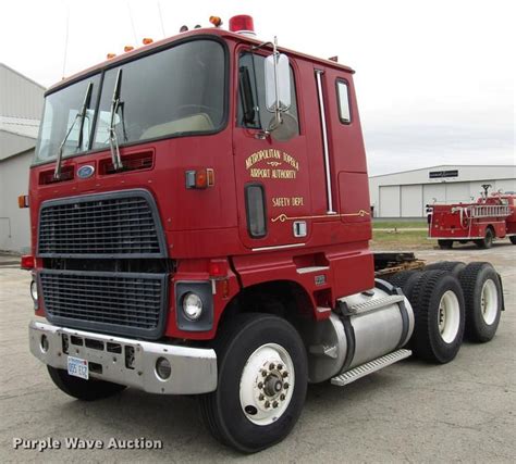 1985 Ford CL9000 Semi Truck Item DD3782 SOLD November 2