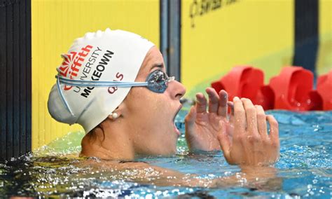 Swim Star Mckeown Breaks 200m Backstroke World Record The Epoch Times