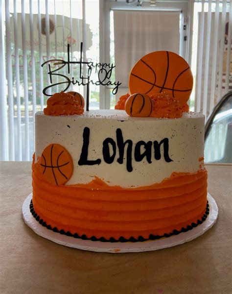 basketball on a cake 8