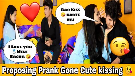 Proposing Prank Gone Cute Kissing 😘 Prank Gone Kissing💋 Kissing 💋 Prank Misty Roy