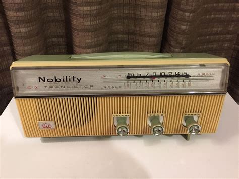 Vintage Nobility Six Transistor Radio Green Color Works 1859354616