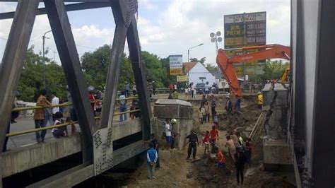 Ini Jalur Alternatif Tanpa Melewati Jembatan Comal Yang Putus