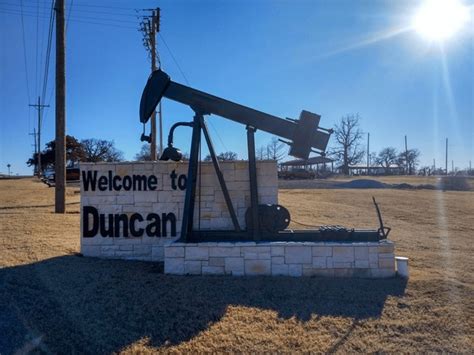 Duncan Oklahoma Oil Gas Royalty-Free Images, Stock Photos & Pictures ...