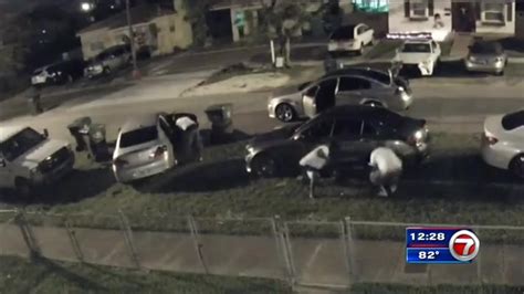 3 Men Caught On Camera Stealing Rims Tires Off Car Wsvn 7news Miami News Weather Sports