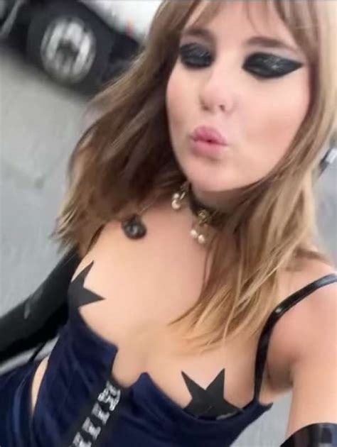 Se Pensate Che Le Foto E I Video In Topless Di Victoria De Angelis La