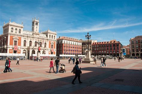 Las Plazas M S Bonitas De Espa A Chic