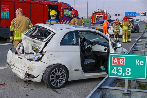 Flinke Ravage Op Snelweg Door Ongeval Rijksweg A6 R 43 8 In Naarden