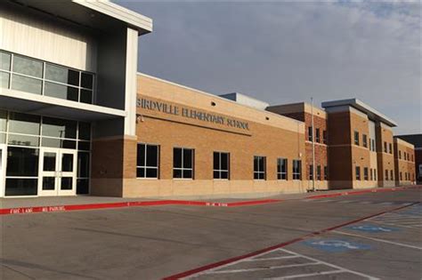 Schools / Birdville Elementary