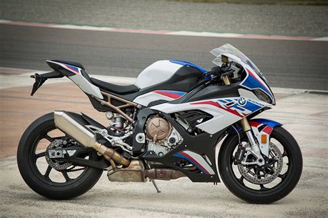 BMW S 1000 RR Price, Images, colours, Mileage & Reviews