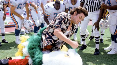 Watch Ace Ventura: Pet Detective - FMovies