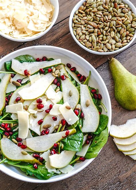 Pear Salad With Easy Vinaigrette Dressing - Fifteen Spatulas