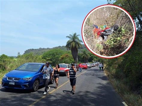 Muere Motociclista Al Derrapar En La Carretera Coatepec Tlaltetela