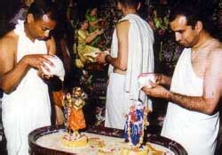 Puja: Ritual Worship – Heart Of Hinduism