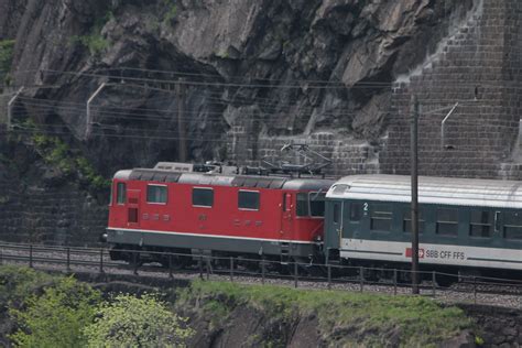 IR InterRegio Zug Mit SBB Lokomotive Re 4 4 II 11139 Auf D Flickr