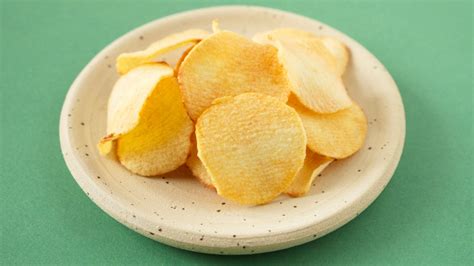 Fried Arrowhead Chips - Southeast Asian Recipes - Nyonya Cooking