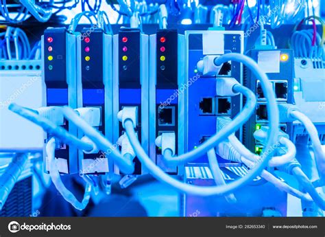 source  electrical power uninterruptible power supply