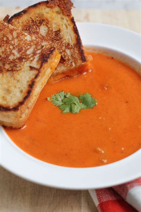 Roasted Red Bell Pepper Soup Recipe