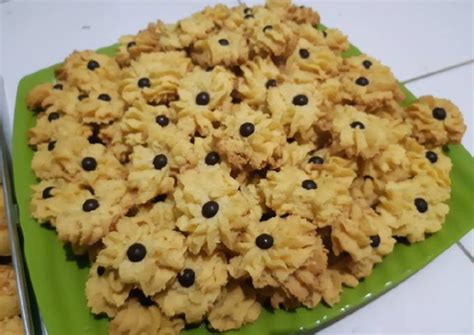 Resep Kue Semprit Mawar Keju Oleh Dapur Aisyah Cookpad