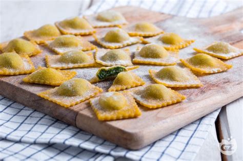 Ricetta Ravioli Ricotta E Spinaci La Ricetta Di GialloZafferano