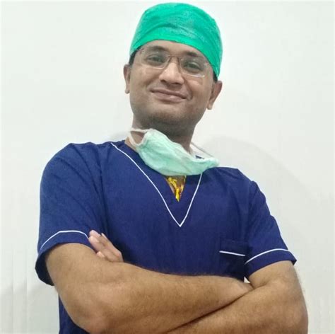 Dr Suhas Patil Hernia And General Surgeon In Pune Healing Hands Clinic