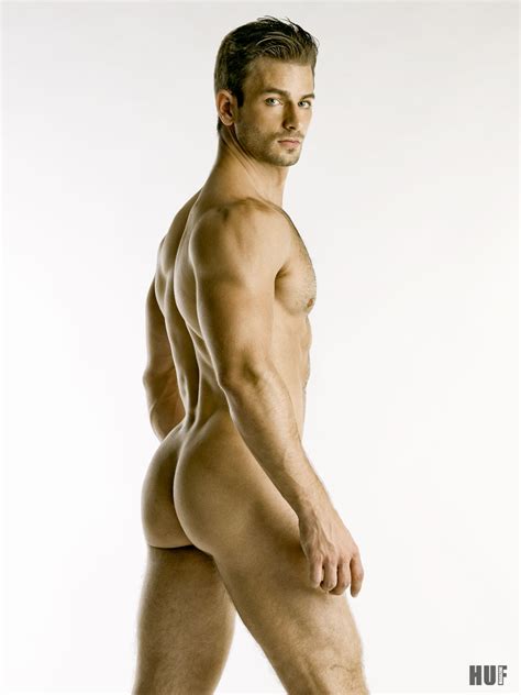 Derek Yates Naked For The Beautiful Men