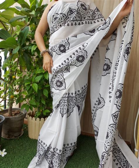 Beautiful Hand Block Printed Malmal Cotton Saree With Blouse Efh