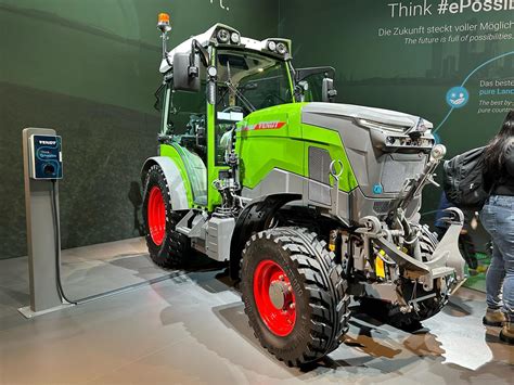 Fendt Mostra Trator El Trico E V Vario Na Agritechnica Revista