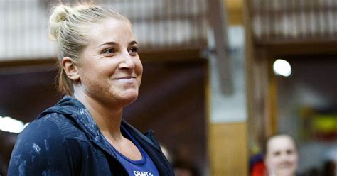 Friidrott Fanny Roos Slog Till Igen Nytt Rekord P Sm Svt Sport