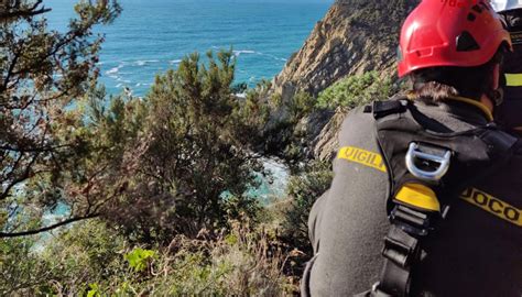 Cadavere Di Una Donna Trovato In Un Dirupo A Montepellegrino Vicino