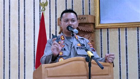 Polres Blora Siap Layani Masyarakat Via Hp Dengan Manfaatkan Aplikasi