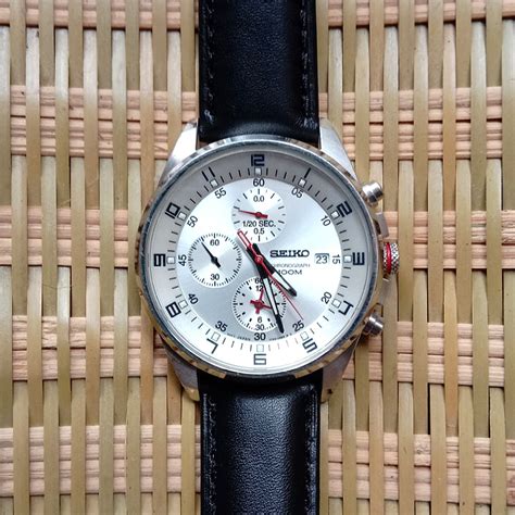 Authentic Seiko Chronograph 100m 7t92 0mf0 Luxury Watches On Carousell