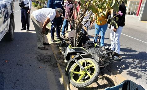 Motociclista Pierde El Control Y Derrapa En Concordia Sinaloa