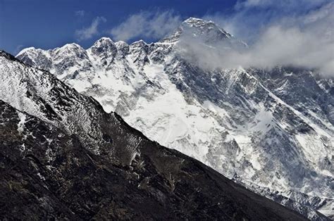 3 Kisah Mayat Yang Tertinggal Di Gunung Everest Bukti Ekstremnya