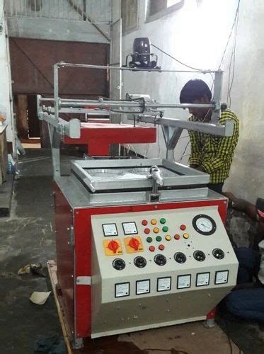 Semi Automatic Single Phase And Three Phase Thermocol Plate Making