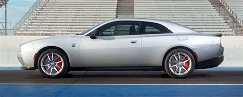 News Dodge Charger Daytona Ev Gets A Gas Powered Sibling Clean